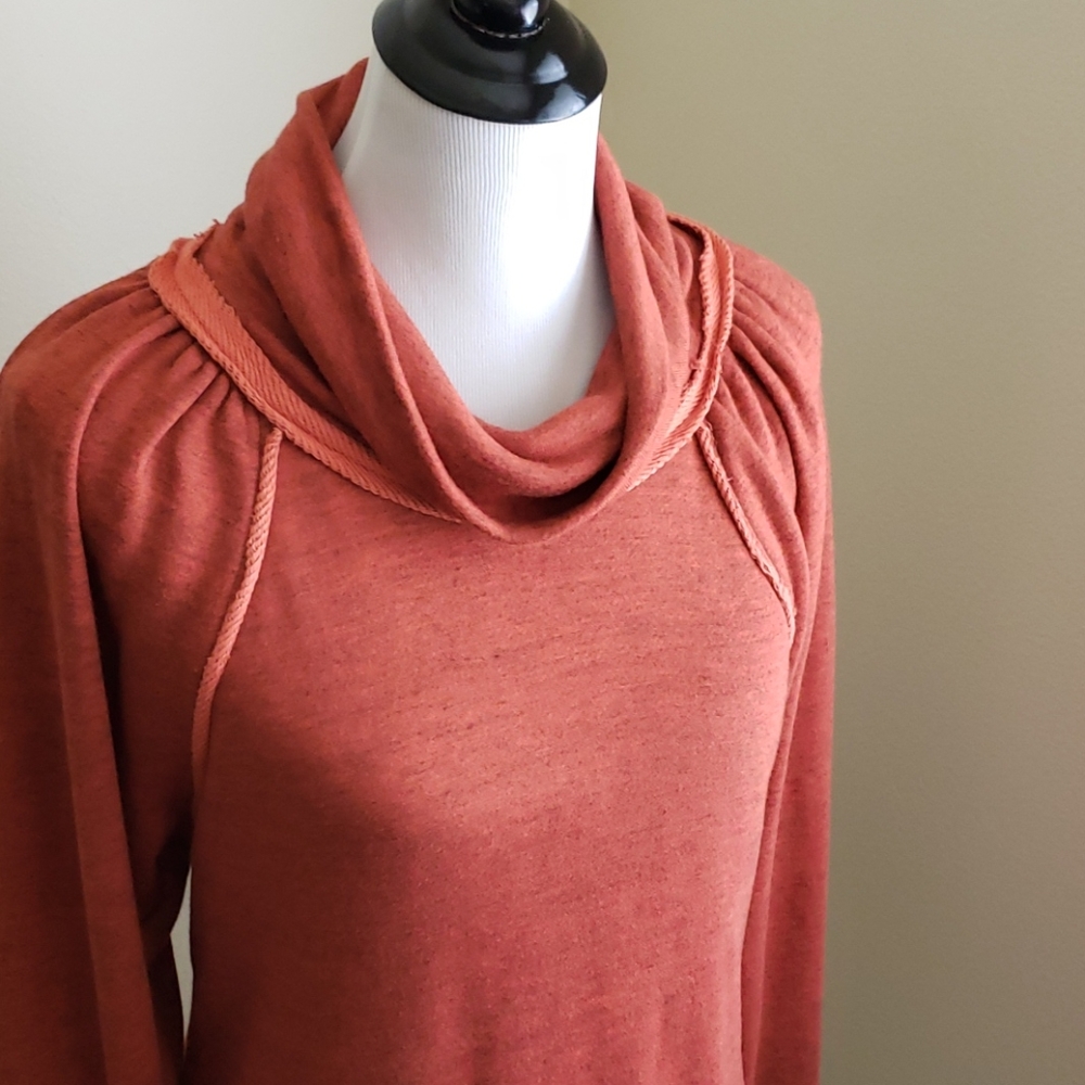 Free People Lua Pullover - Picture 3 of 7